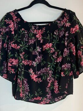 14th & Union Women’s Off The Shoulder Blouse.